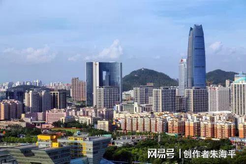 广东之光，高科技产品引领科技生活新纪元